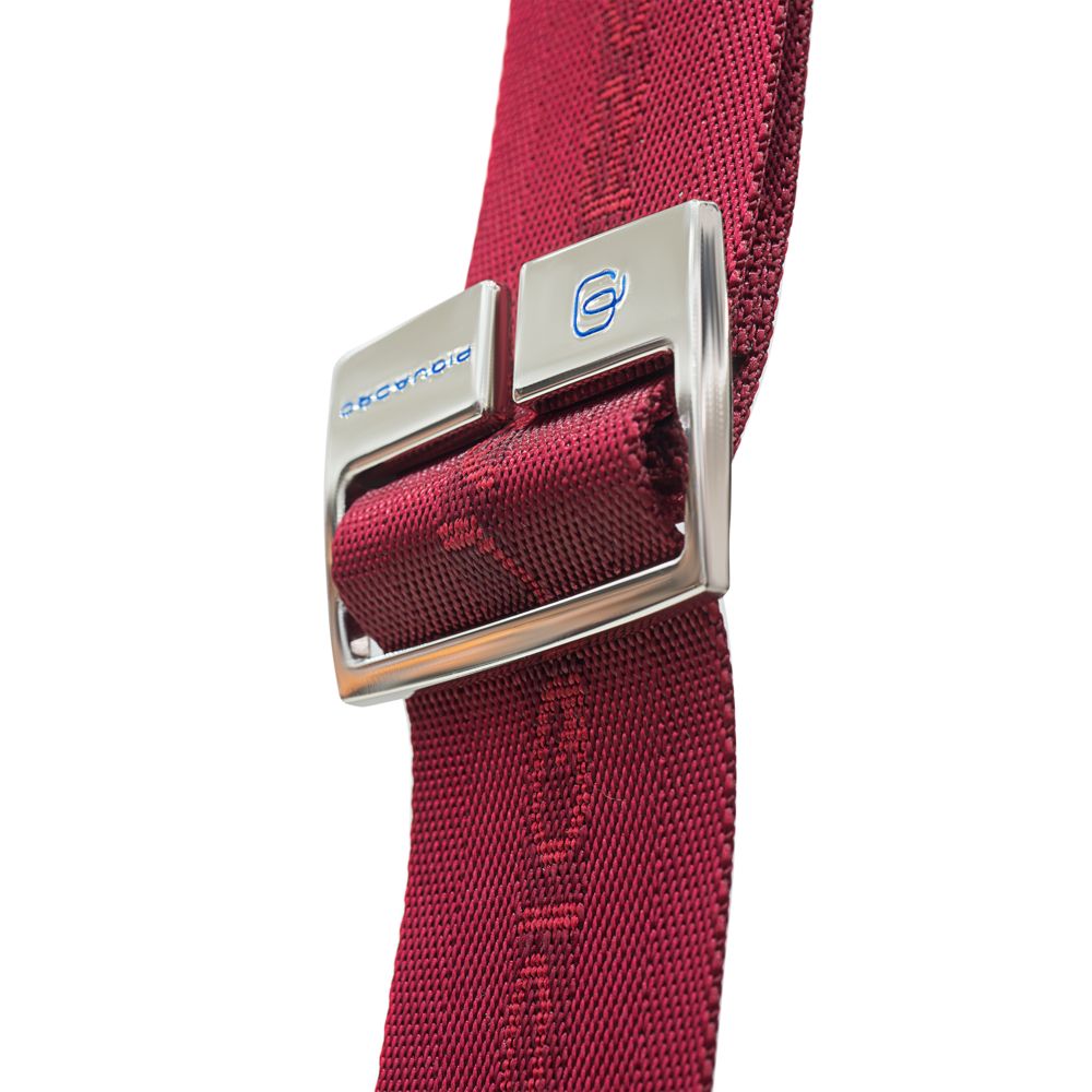 Сумка с отделением для ноутбука Piquadro Blue Square, красная Сумка с отделением для ноутбука Piquadro Blue Square, красная