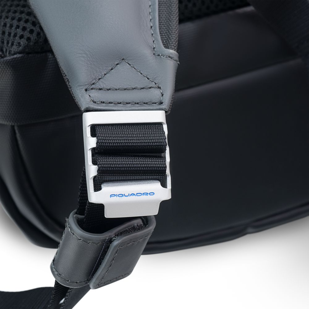 Рюкзак Piquadro COLEOS, черный Рюкзак Piquadro COLEOS, черный